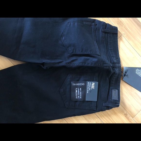 Paige Black Verdugo Crop. Size 26. Soft Denim. NWT - Picture 5 of 5